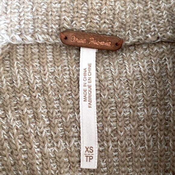 Free People Heathered Beige Knit Pullover Sweater Sz XS Stretchy-Like a New - Picture 5 of 8